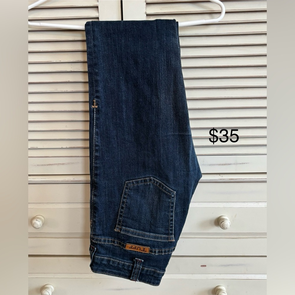 Cowgirl Tuff, Just Tuff Jeans 25x35